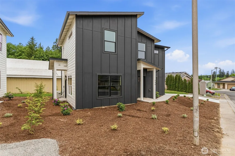 230 Glengate Street Cathlamet, WA 98612