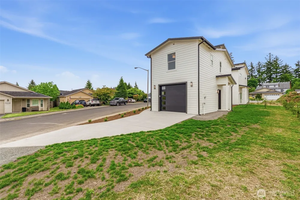 230 Glengate Street Cathlamet, WA 98612