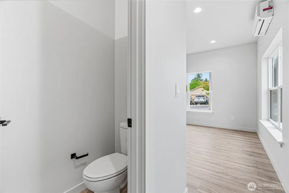 230 Glengate Street Cathlamet, WA 98612