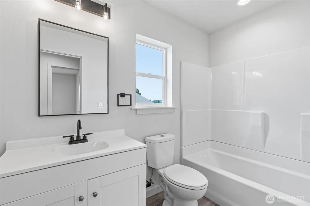 230 Glengate Street Cathlamet, WA 98612