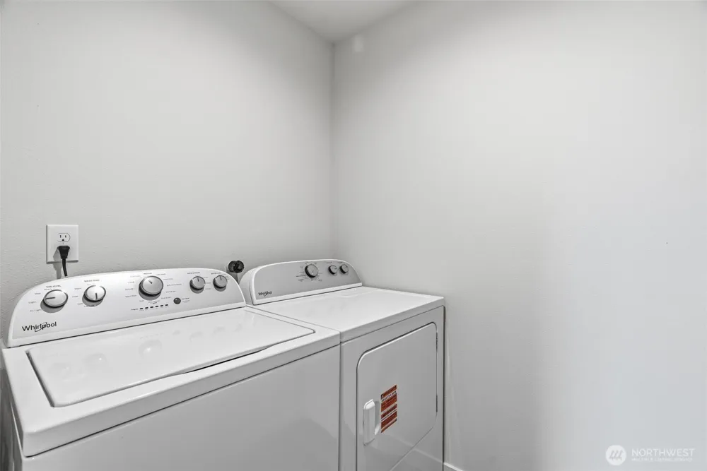 230 Glengate Street Cathlamet, WA 98612