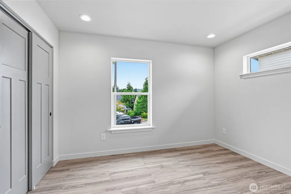 230 Glengate Street Cathlamet, WA 98612