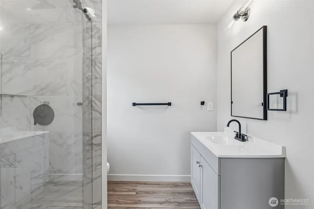 230 Glengate Street Cathlamet, WA 98612
