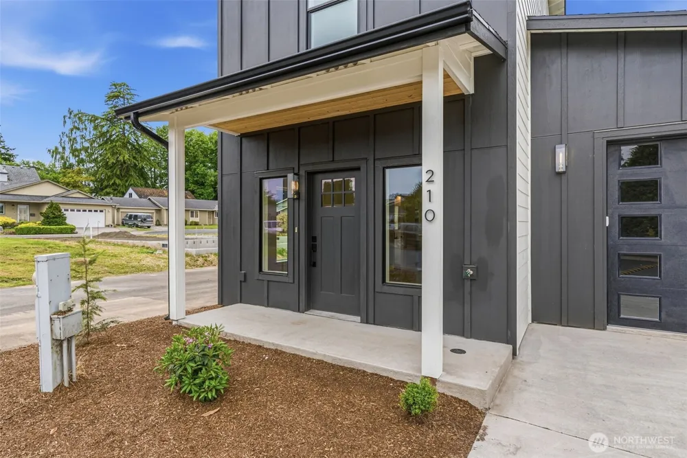 210 Glengate Street Cathlamet, WA 98612