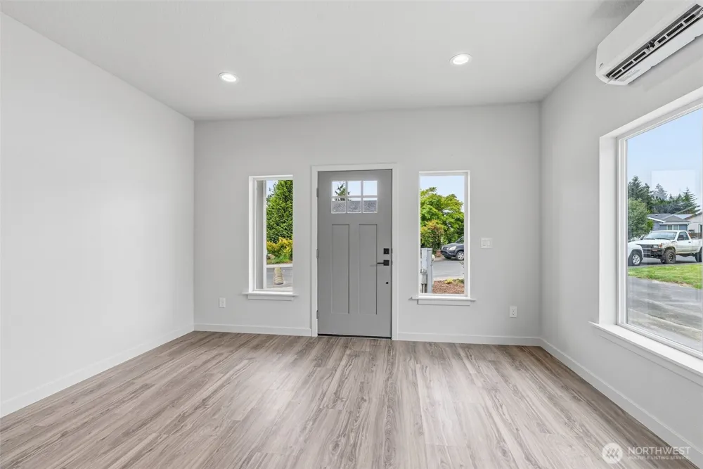 210 Glengate Street Cathlamet, WA 98612