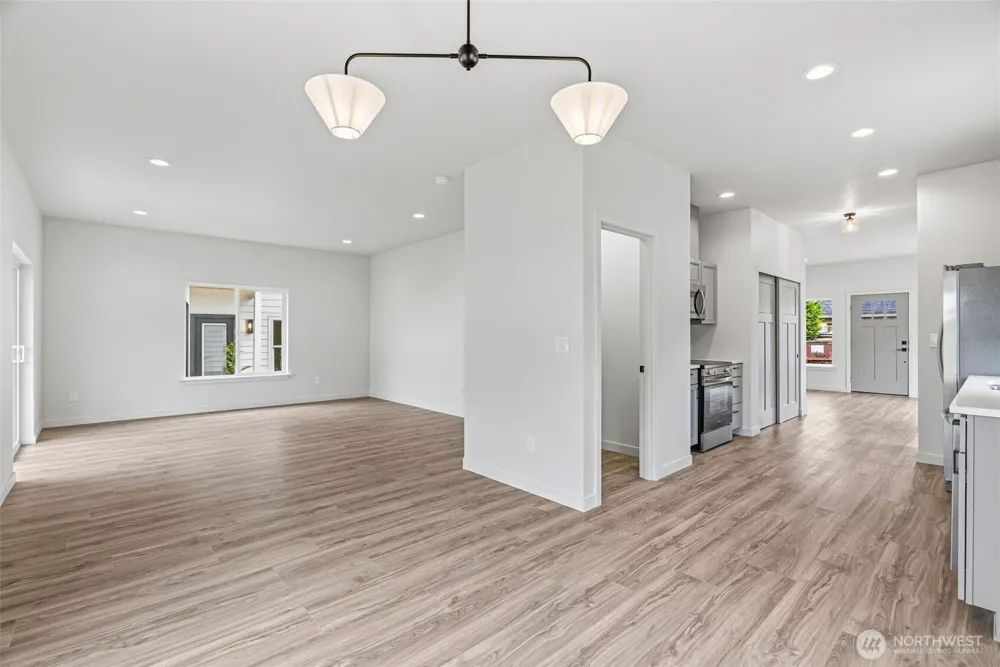 210 Glengate Street Cathlamet, WA 98612
