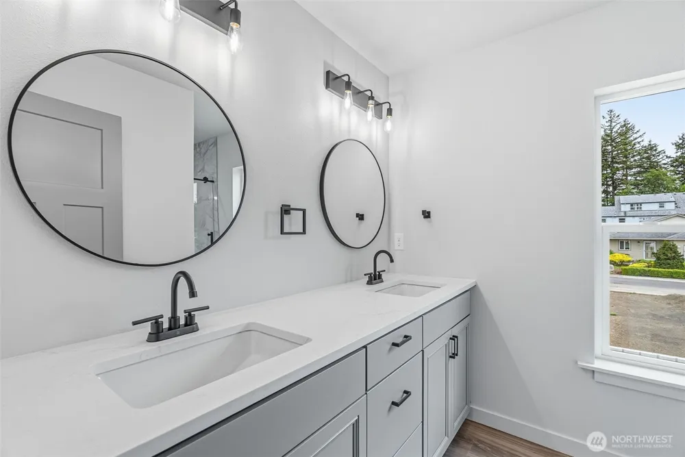 210 Glengate Street Cathlamet, WA 98612