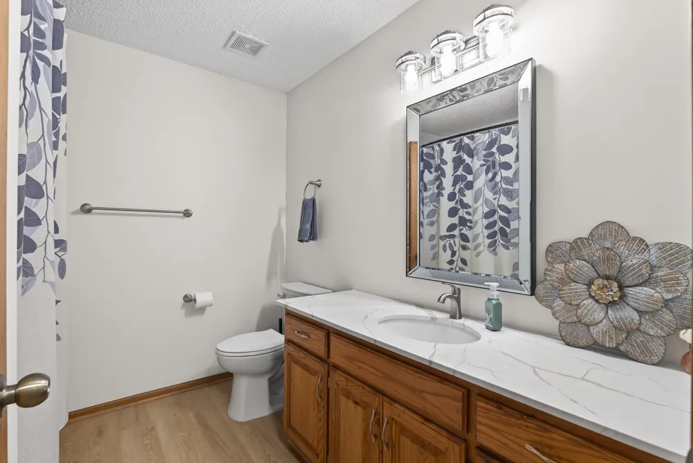14320 314th Avenue NW Princeton, MN 55371