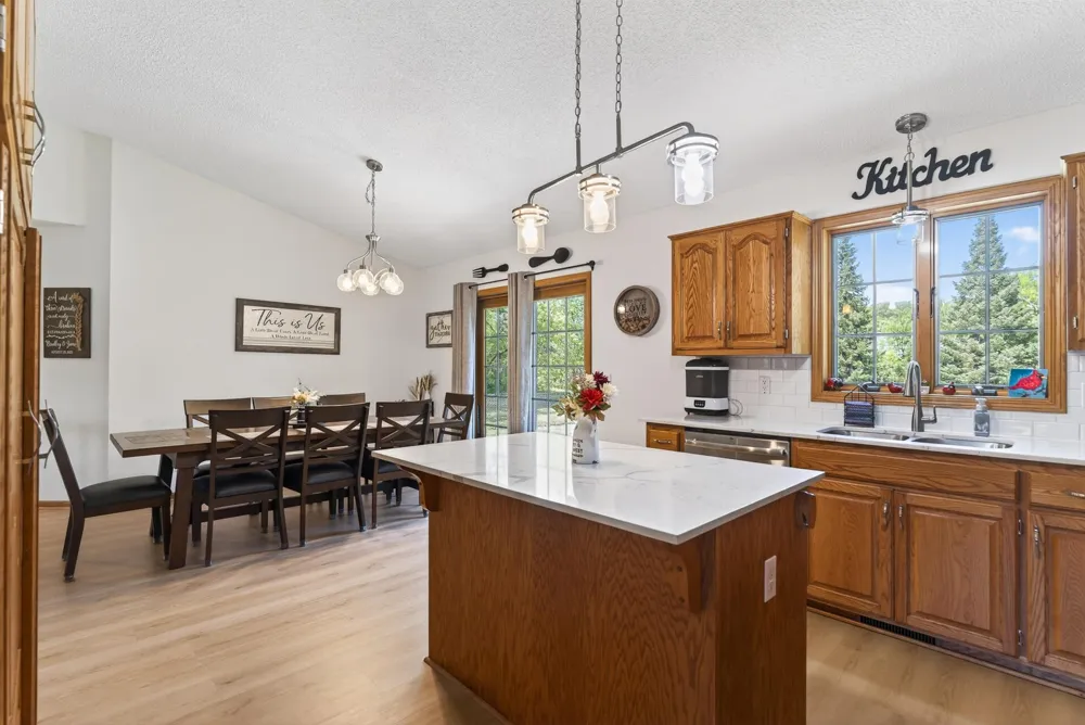 14320 314th Avenue NW Princeton, MN 55371