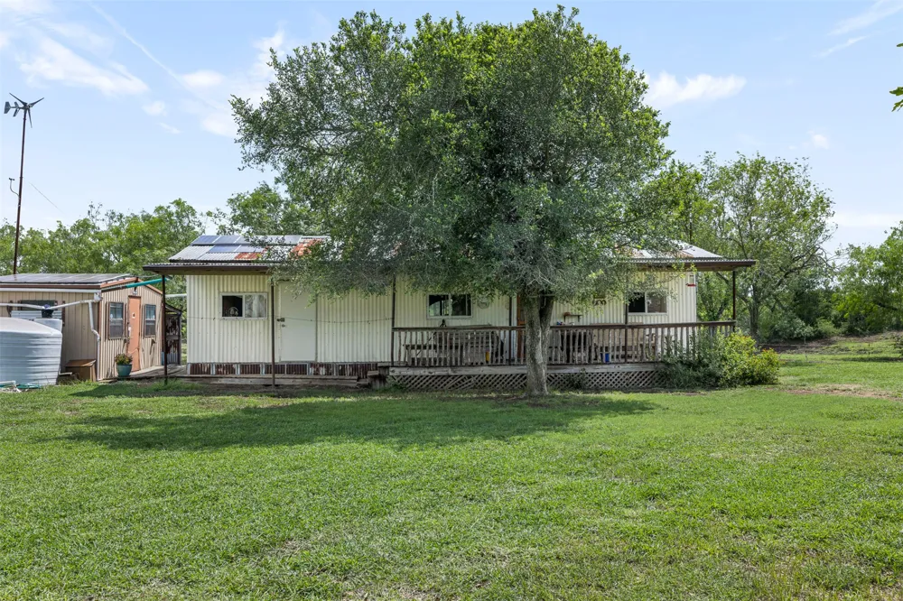 1190 Dickerson Road Lockhart, TX 78644