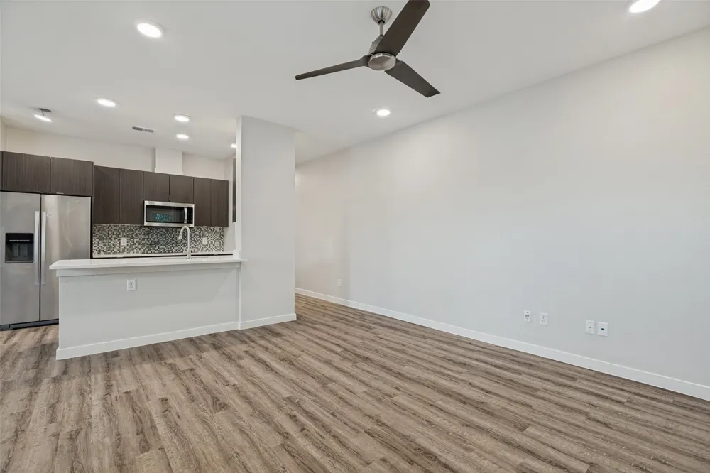 1596 Fiji Street Dallas, TX 75203