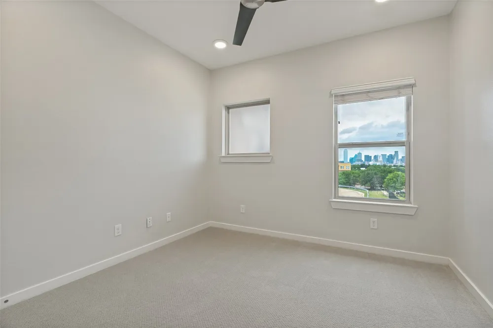 1596 Fiji Street Dallas, TX 75203