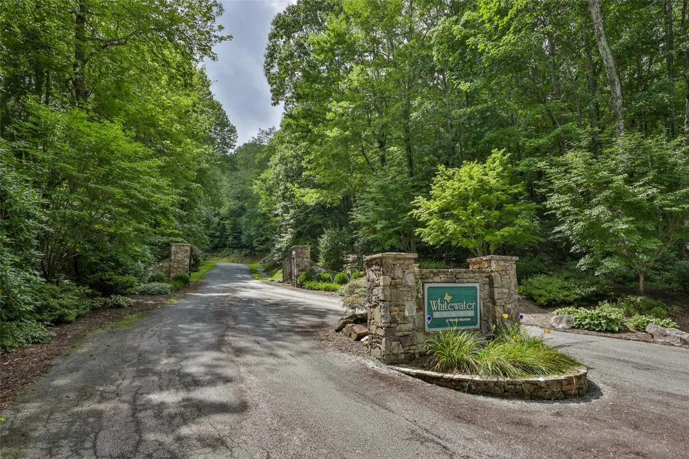 3 whitewater ridge road Sapphire, NC 28774