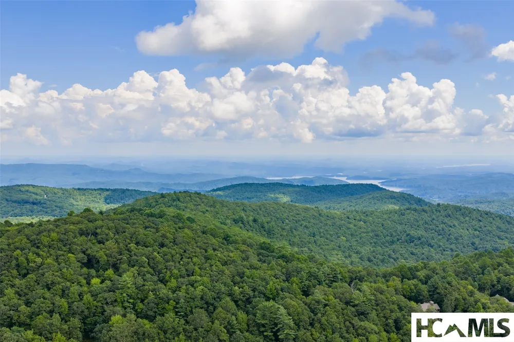 3 whitewater ridge road Sapphire, NC 28774
