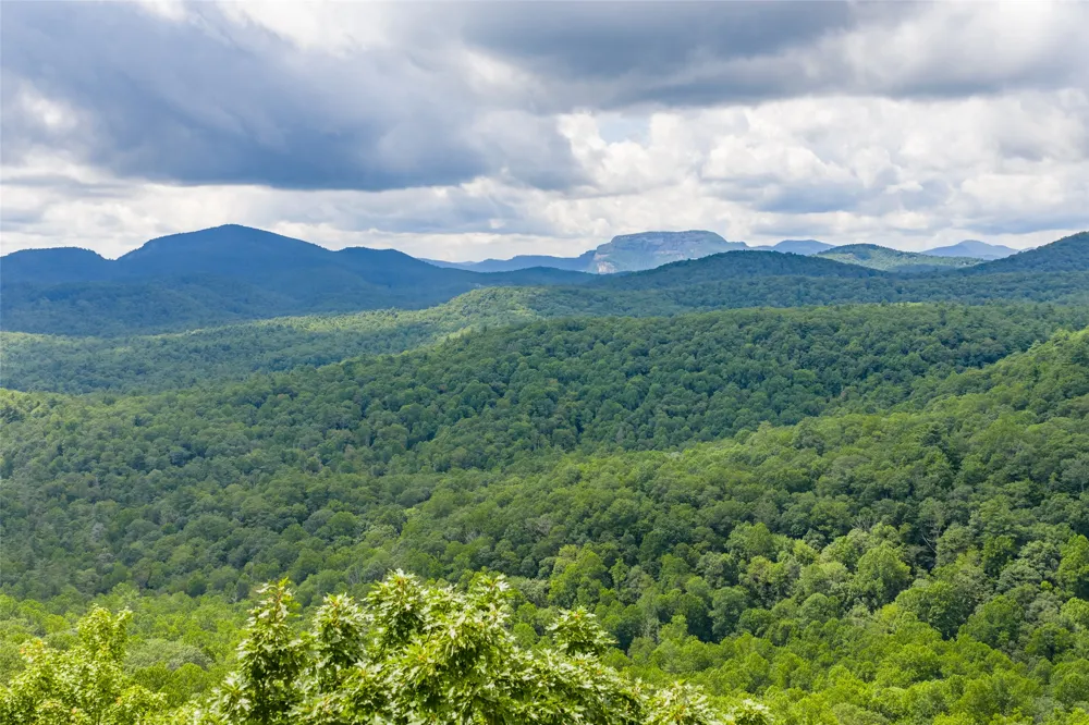 3 whitewater ridge road Sapphire, NC 28774