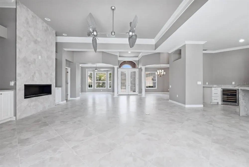 8160 COLLINGWOOD COURT University Park, FL 34201