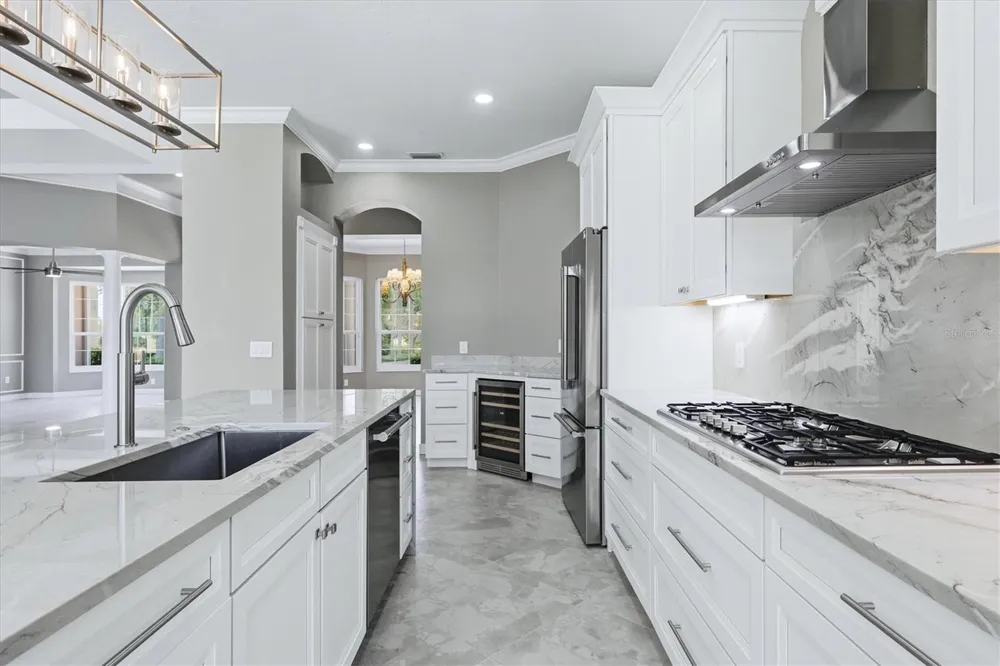 8160 COLLINGWOOD COURT University Park, FL 34201