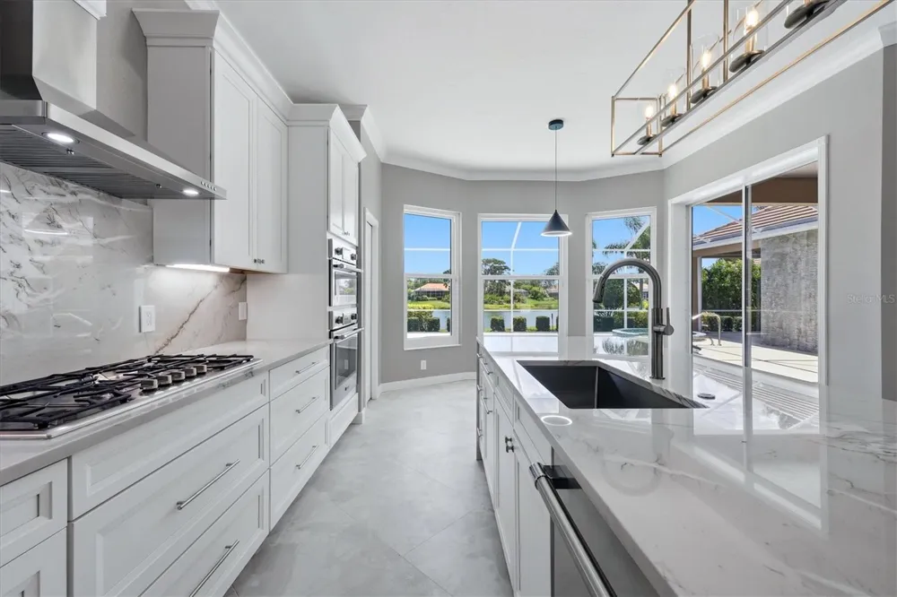 8160 COLLINGWOOD COURT University Park, FL 34201