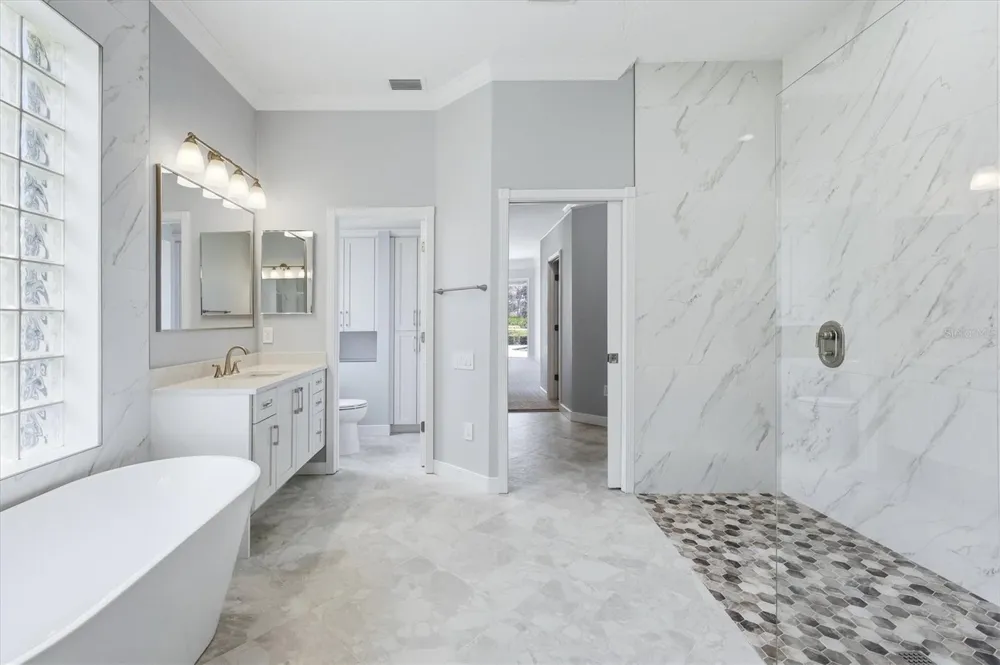 8160 COLLINGWOOD COURT University Park, FL 34201
