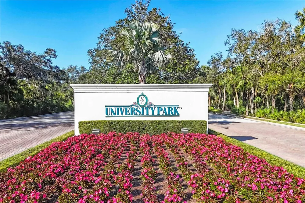 8160 COLLINGWOOD COURT University Park, FL 34201