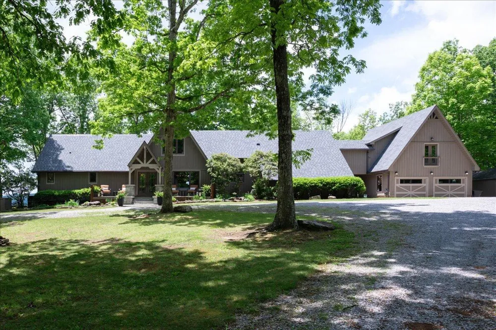 1517 Laurel Lake Dr Drive Monteagle, TN 37356