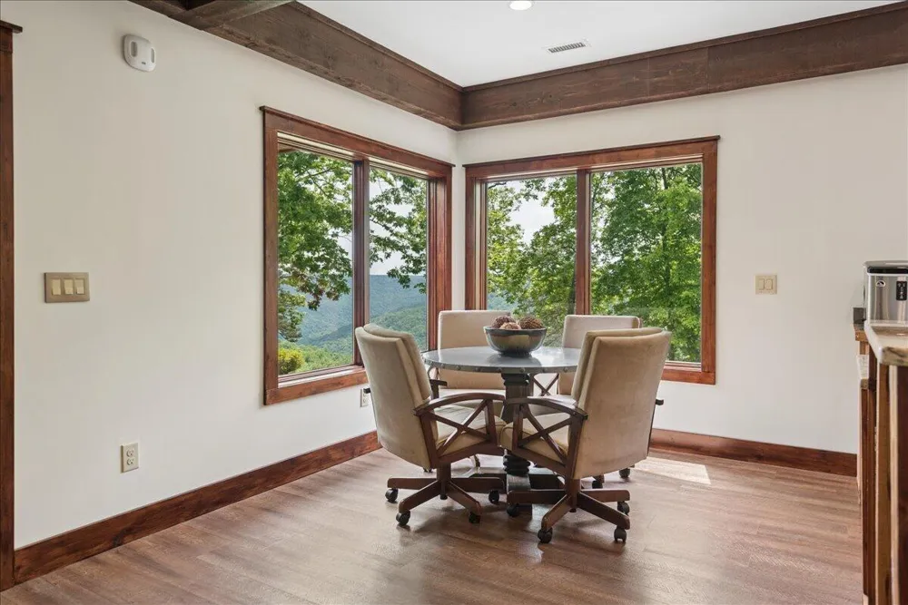 1517 Laurel Lake Dr Drive Monteagle, TN 37356
