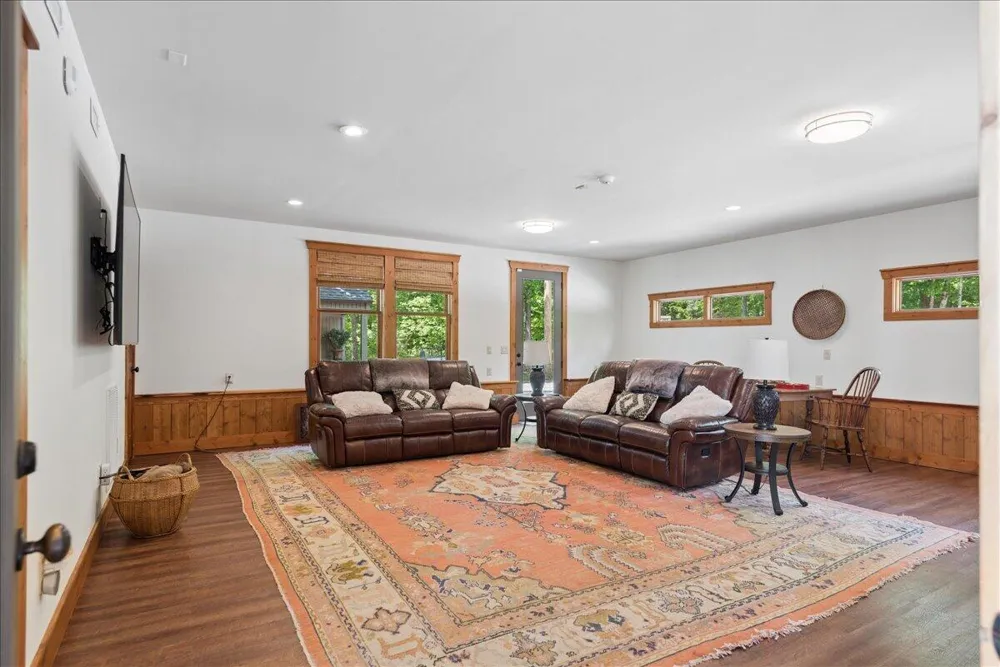 1517 Laurel Lake Dr Drive Monteagle, TN 37356