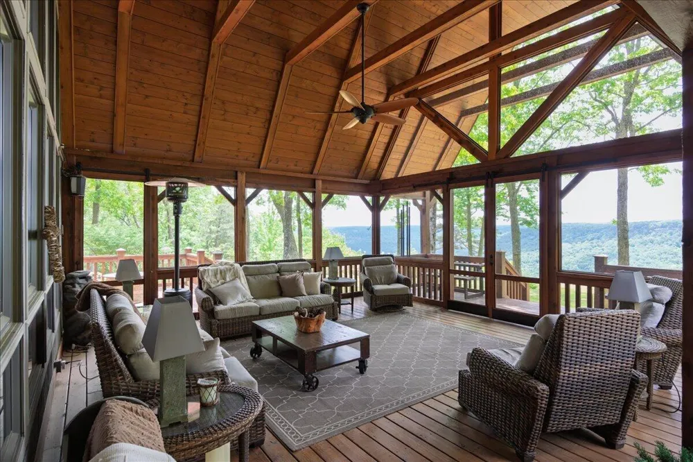 1517 Laurel Lake Dr Drive Monteagle, TN 37356