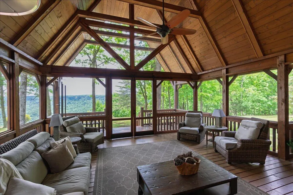 1517 Laurel Lake Dr Drive Monteagle, TN 37356