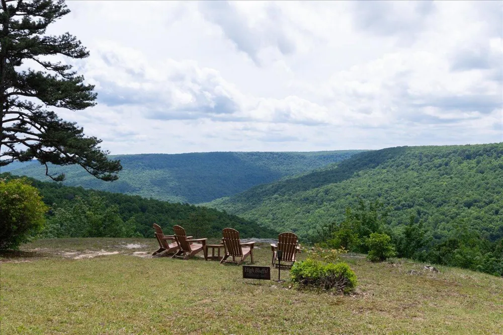 1517 Laurel Lake Dr Drive Monteagle, TN 37356