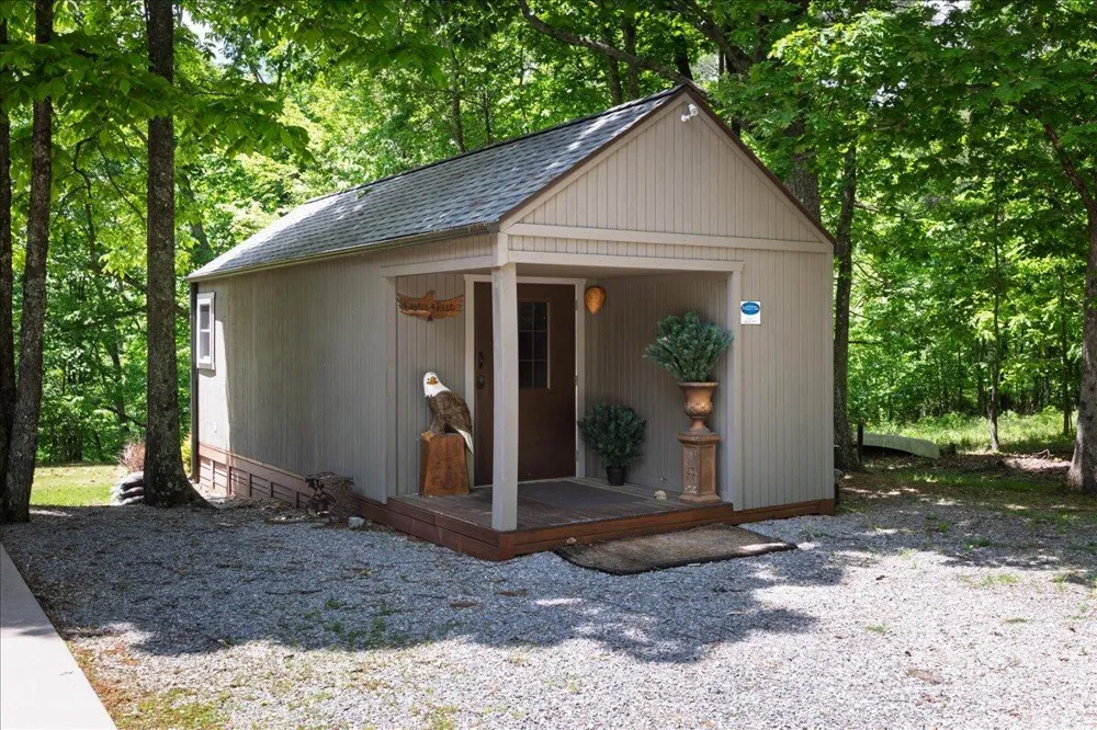 1517 Laurel Lake Dr Drive Monteagle, TN 37356