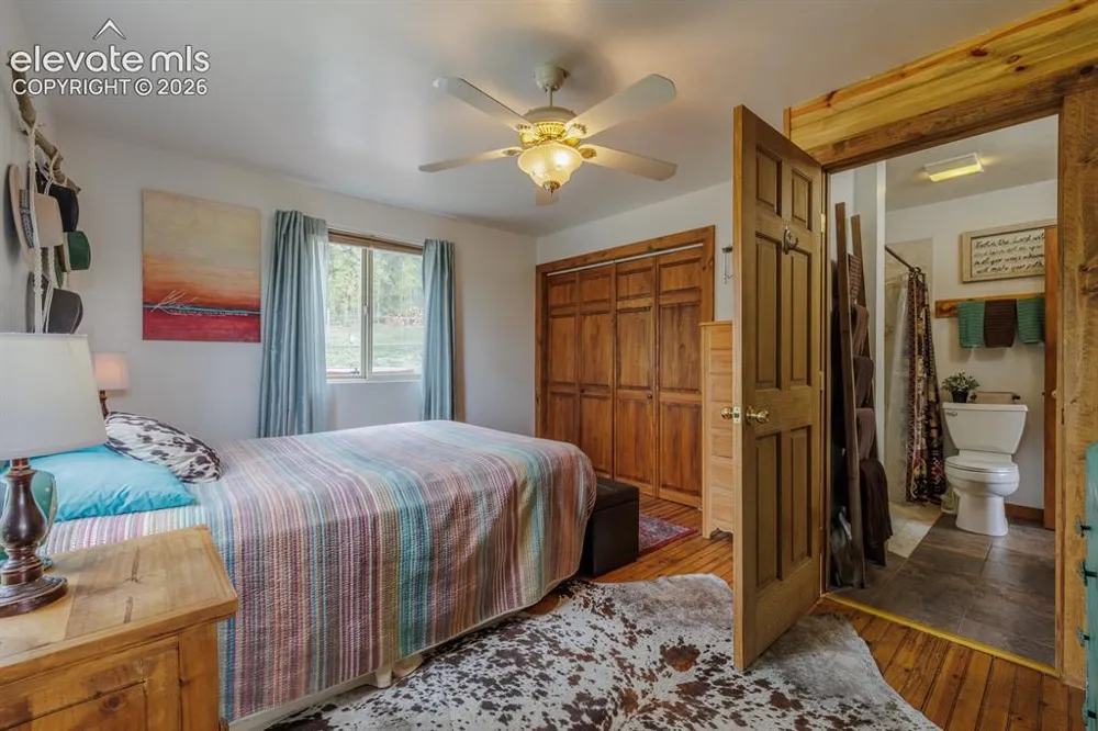 124 Bear Trail Lake George, CO 80827