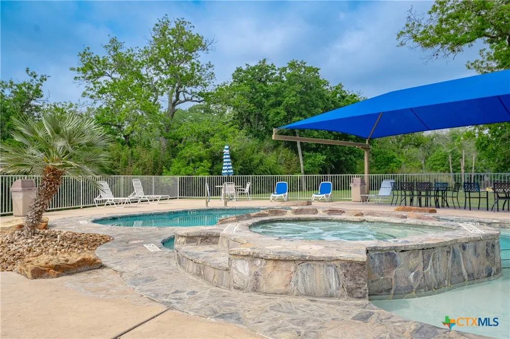730 E Mather Street New Braunfels, TX 78130