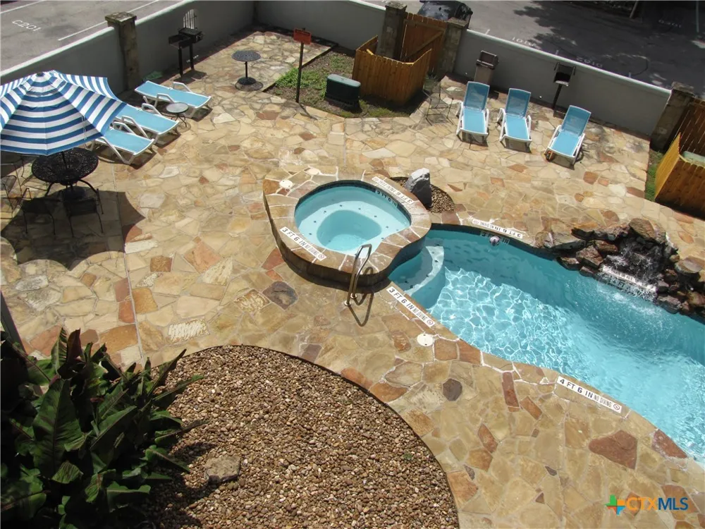 730 E Mather Street New Braunfels, TX 78130
