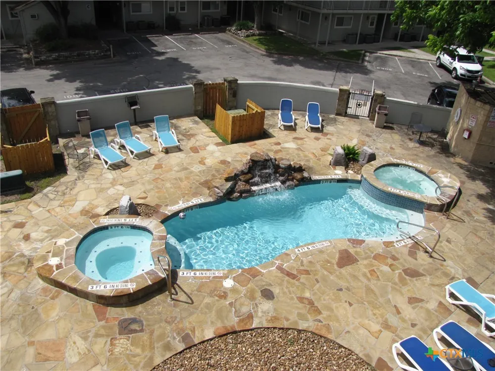 730 E Mather Street New Braunfels, TX 78130