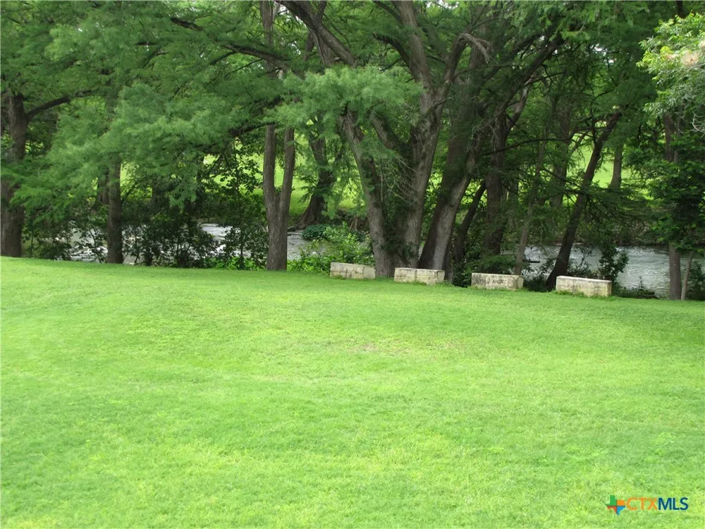 730 E Mather Street New Braunfels, TX 78130