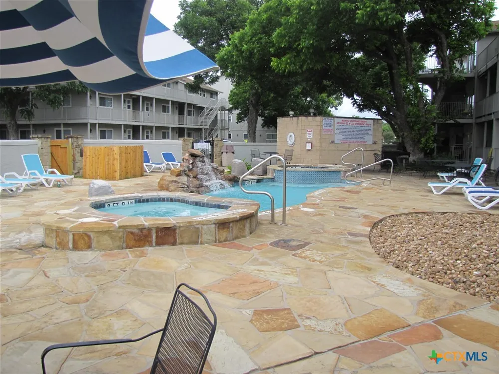 730 E Mather Street New Braunfels, TX 78130