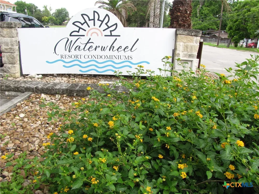 730 E Mather Street New Braunfels, TX 78130