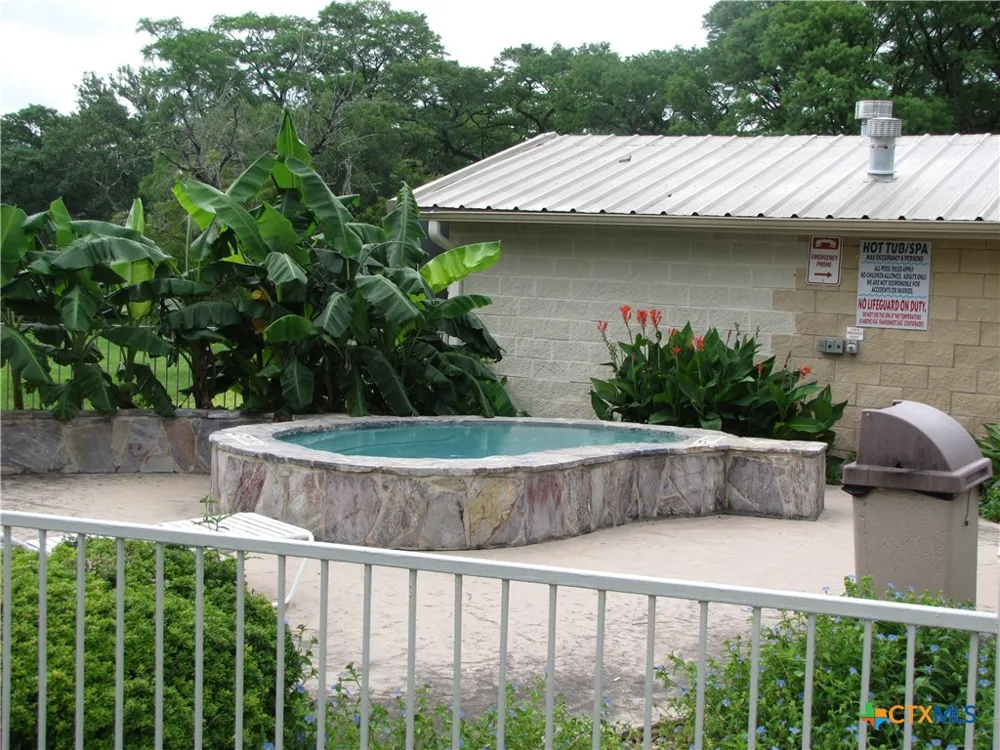 730 E Mather Street New Braunfels, TX 78130