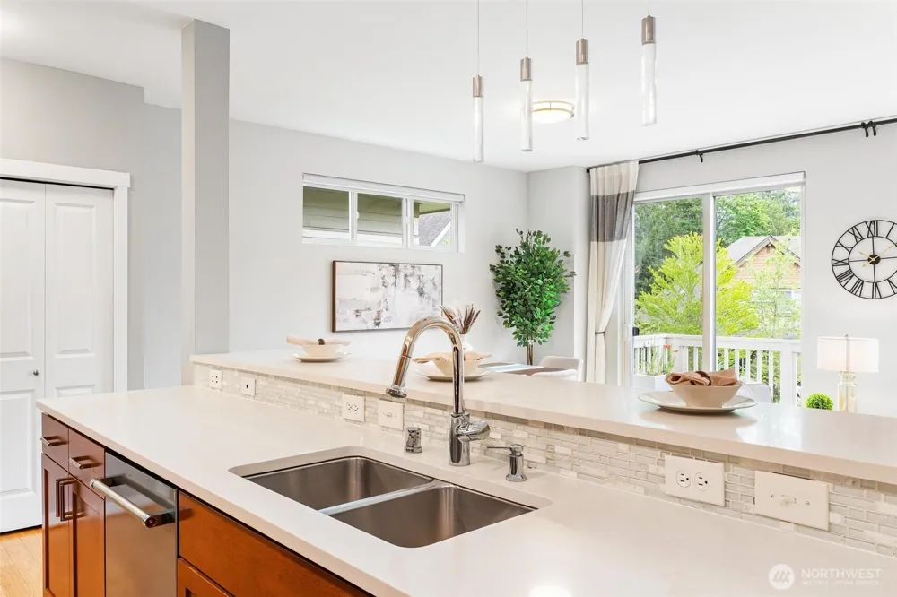 2331 NE Park Drive Issaquah, WA 98029