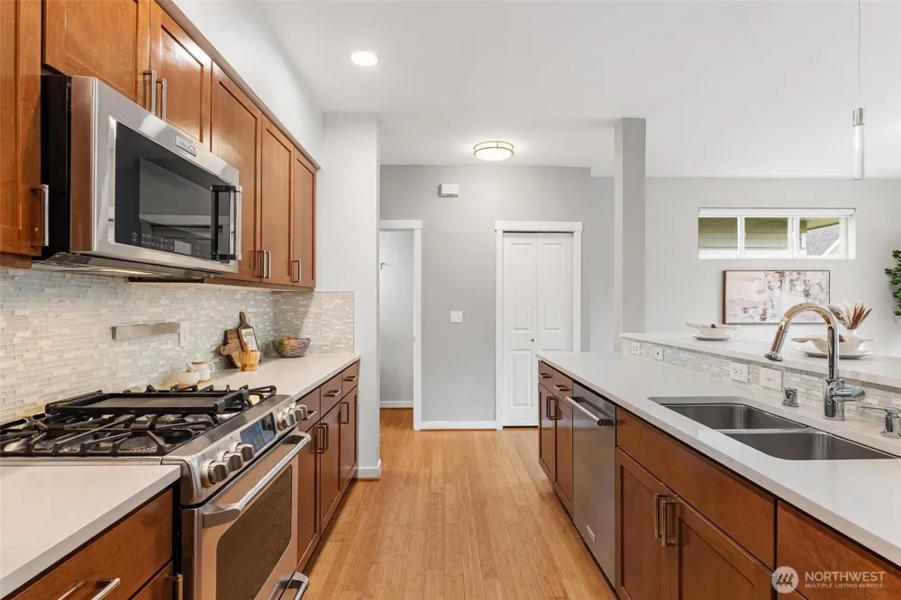 2331 NE Park Drive Issaquah, WA 98029