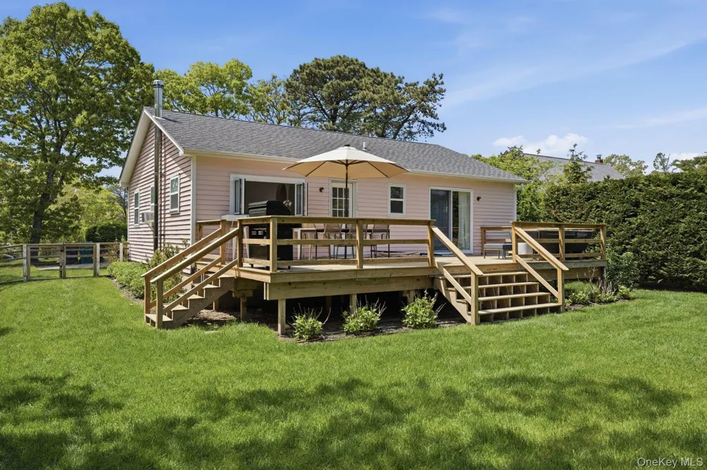 98 Peters Lane Westhampton, NY 11978