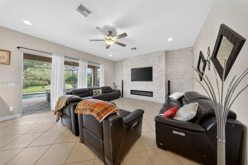 Address Not Shown North Fort Myers, FL 33903
