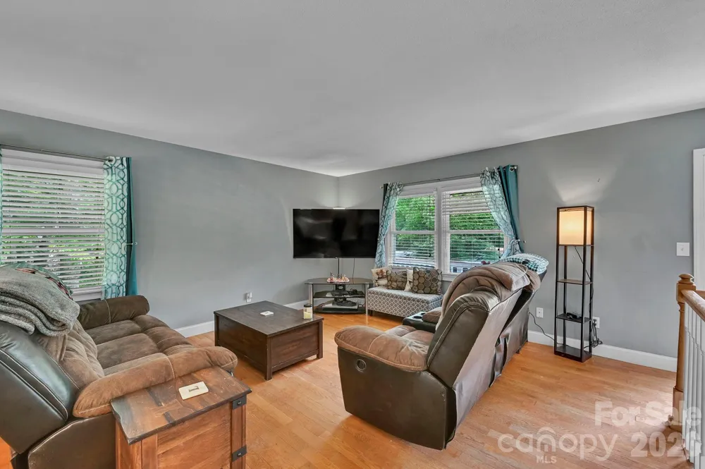 11 Greenwood Acres Drive Mills River, NC 28759