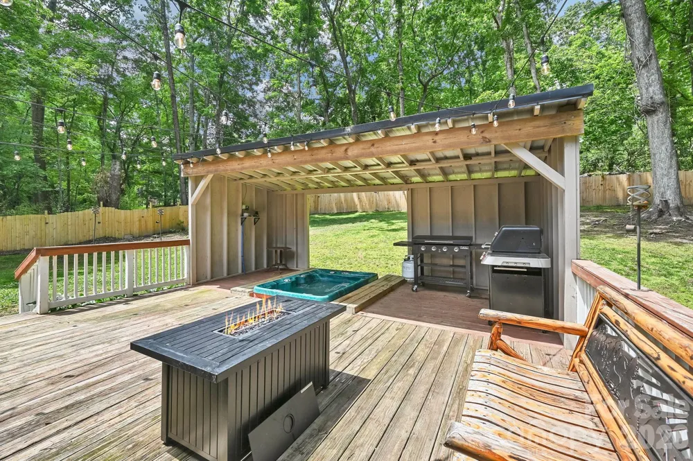 11 Greenwood Acres Drive Mills River, NC 28759