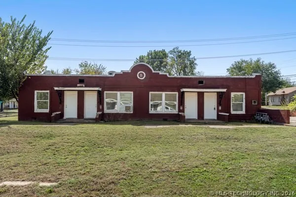 820 S 6th Ponca City, OK 74601