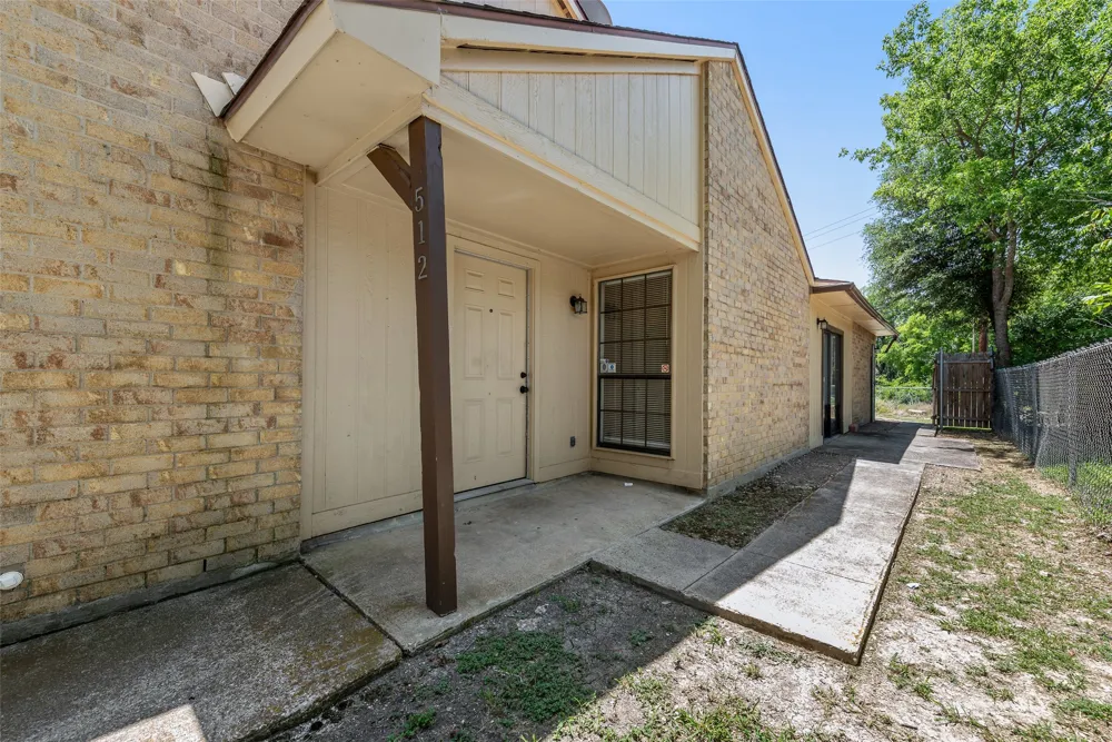 512 Matterhorn Street Cedar Hill, TX 75104