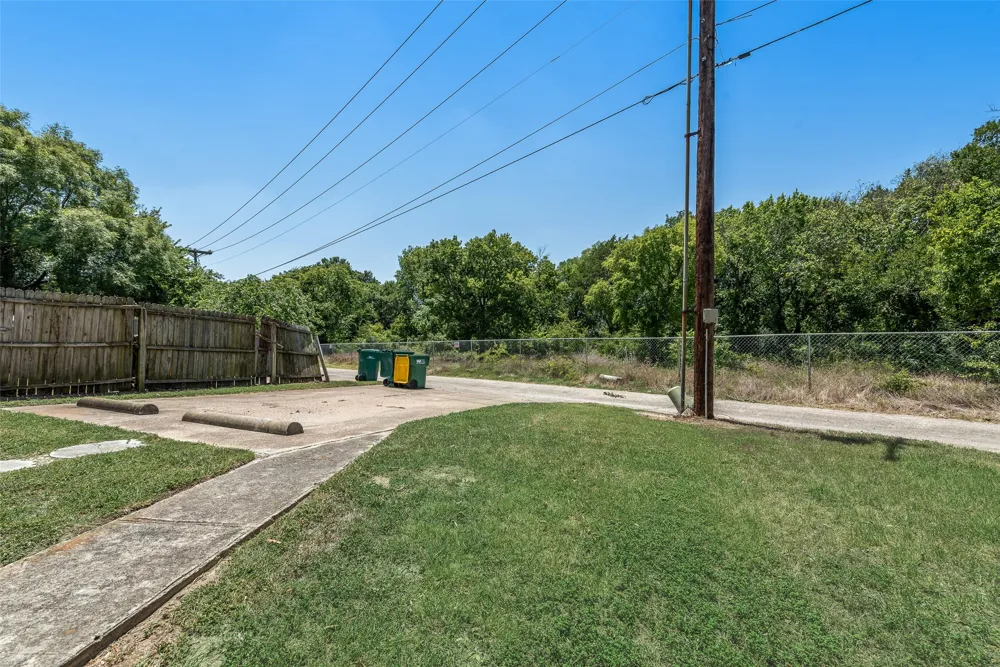 512 Matterhorn Street Cedar Hill, TX 75104