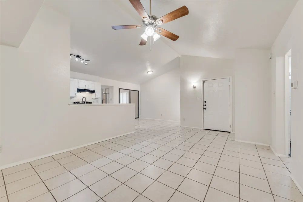 512 Matterhorn Street Cedar Hill, TX 75104
