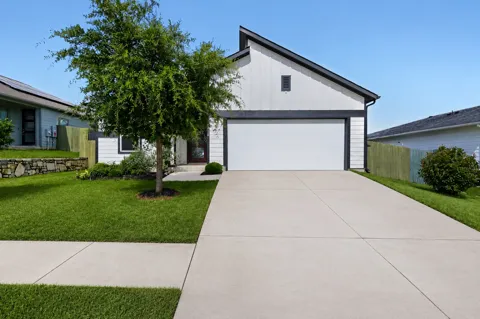 16516 Glimmering Road
